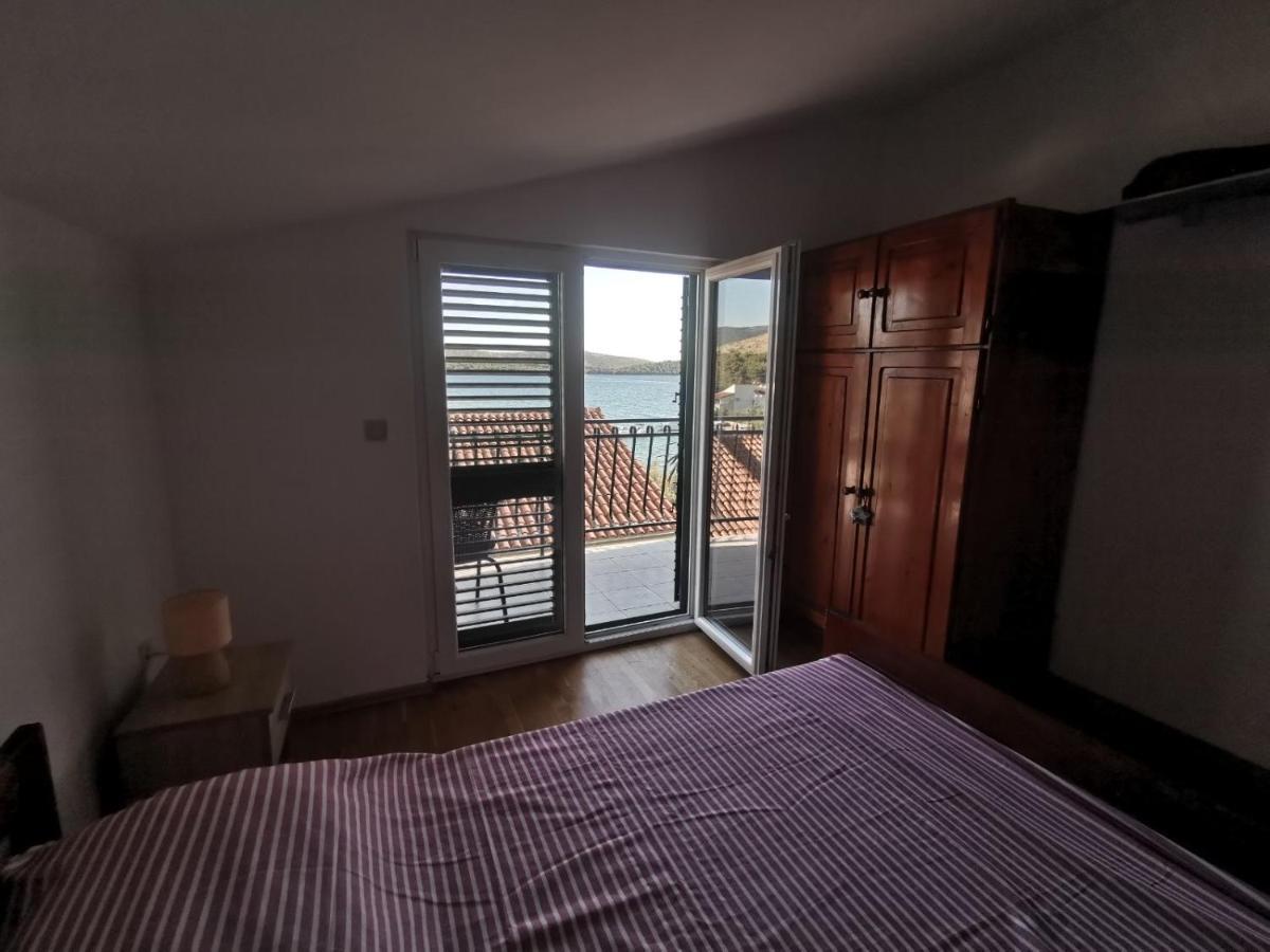 Apartments Luca Жаборич Экстерьер фото